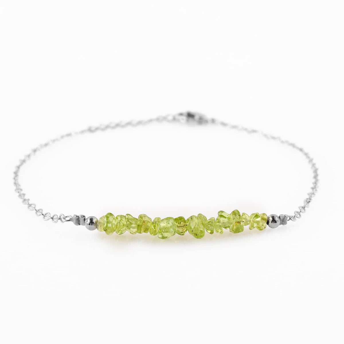 Gemimpression Handmade Peridot Chips Bar Bracelet – Natural Energy Healing Crystals – Silver Plated Adjustable 8 Inch Chain – Christmas Gift
