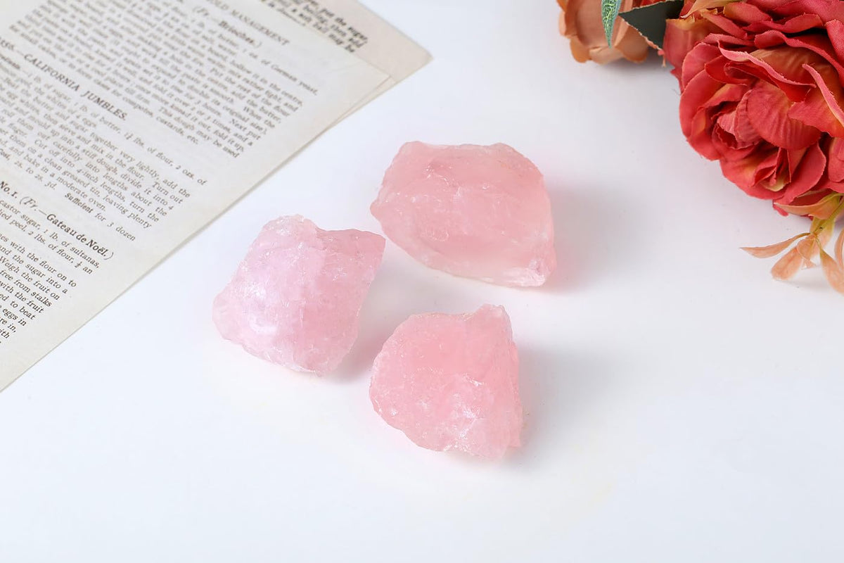 XIANNVXI Rose Quartz Crystals 1.8-2.2" Large Raw Crystals and Healing Stones Natural Rough Crystal Rocks for Decor Gifts Tumbling Cabbing Polishing Fountain Rocks 1PCS
