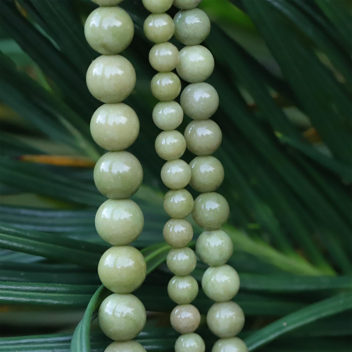 6mm Natural Stone Beads 65pcs Avocado Jade Polished Round Smooth Crystal Loose Gemstone Beads for Jewelry Making DIY Bracelet Necklace Earring Crafts Supplies