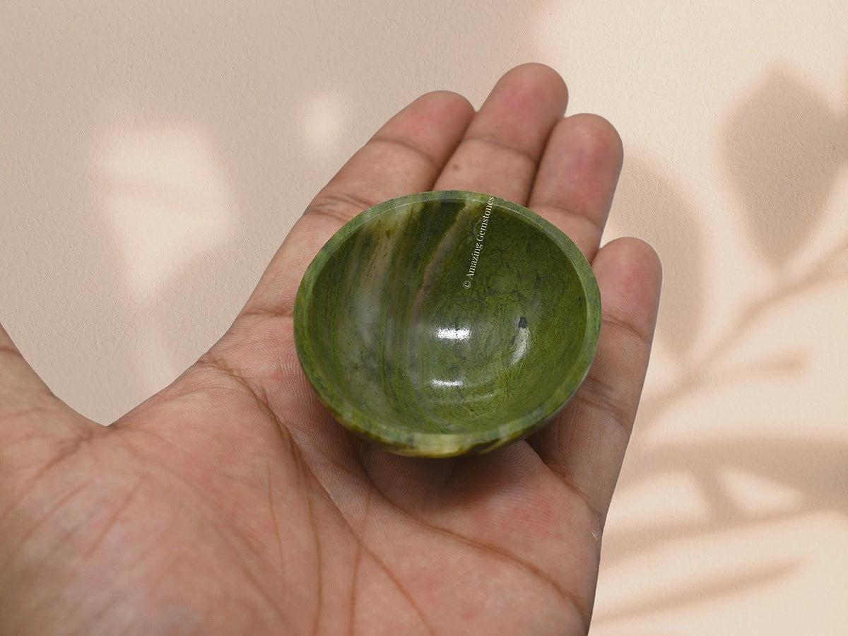 Vesuvianite Crystal Bowl - 2 Inch Decorative Bowls for Room and Home Decor - Gemstone Healing Crystals for Elegant Display, Positive Energy Balance and Gift
