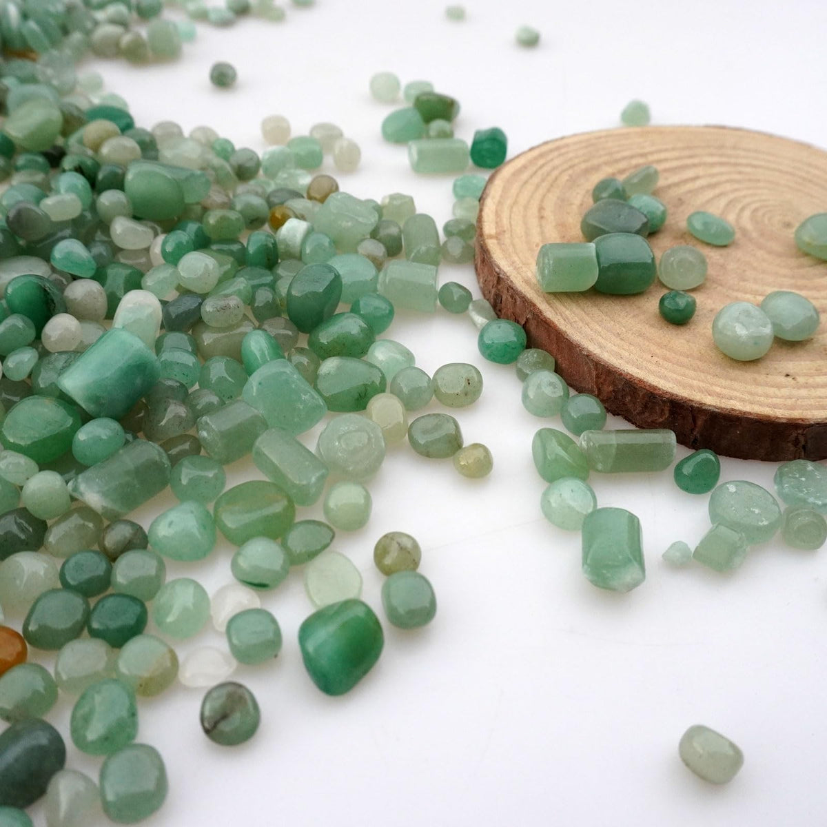 Sisamn Tumbled Polished Crystal Stone Green Aventurine Chips 3Lb Vase Filler Stones, Bulk for Fish & Turtle Tanks, Plant Decor, Home Decor, Jewelry Making, DIY, Reiki Healing