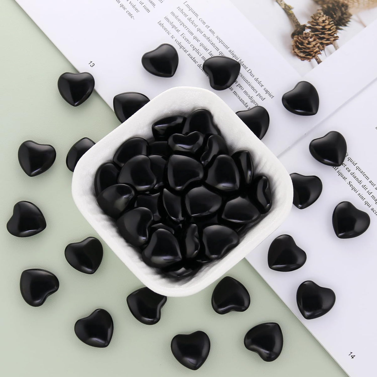 Namzi 20 Packs of Tumbled Polished Natural Black Obsidian Crystals Heart Stones, Crystals and Healing Stones Quartz Bulk for Wicca, Reiki, Healing Energy, Chakra Stones, Witchcraft Supplies