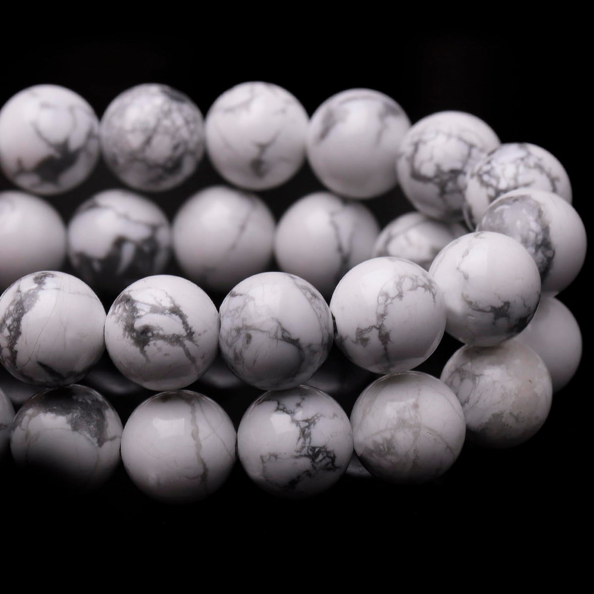 Chicager Natural Stone Beads for Jewelry Making,8mm Howlite Polished Smooth Round Gemstone Beads for Bracelet Necklace 15 Inch