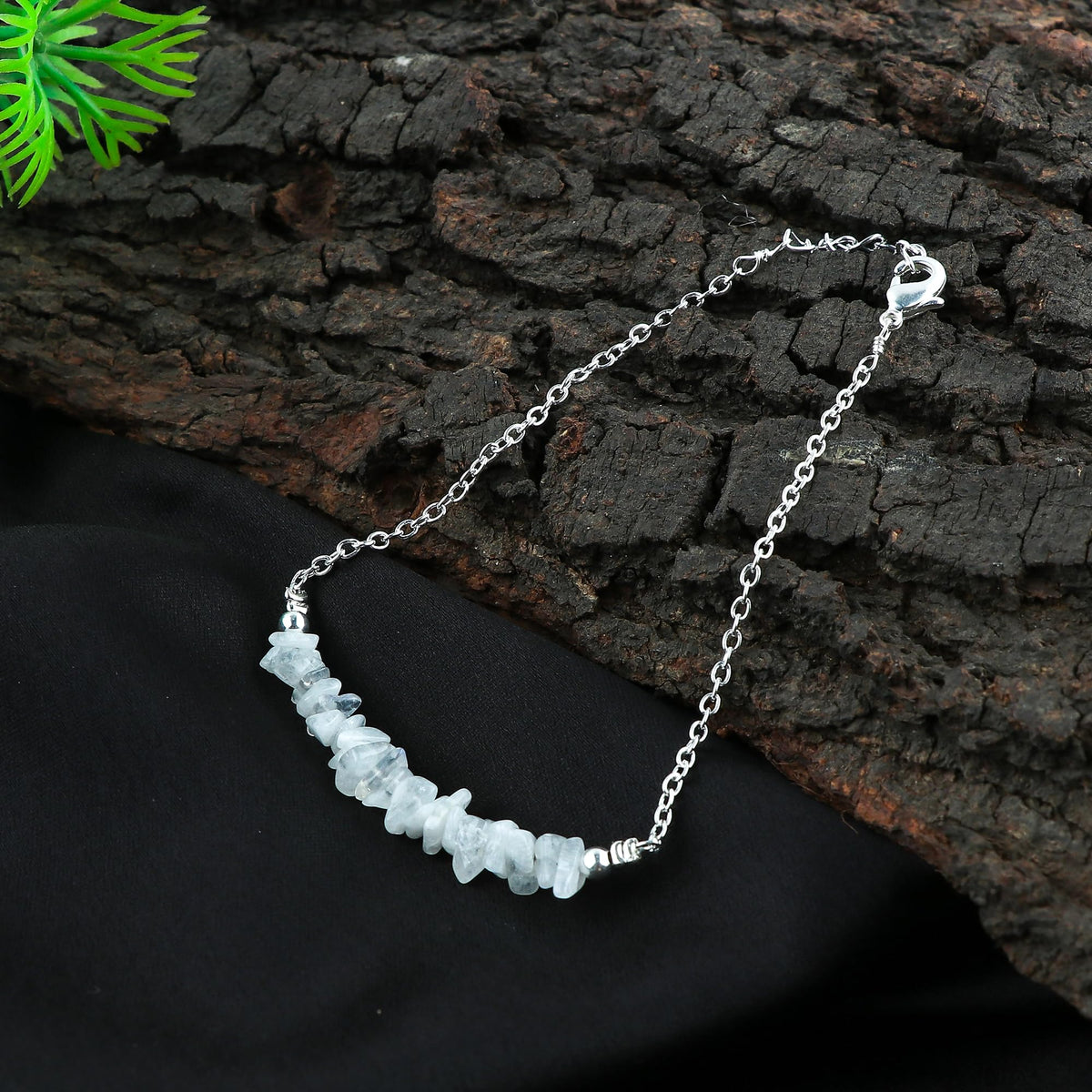 Gemimpression Handmade Moonstone Chips Bracelet – Natural Energy Healing Crystals – Adjustable Silver Plated 8 Inch Chain – Gift for Her – Mother’s Day Gift