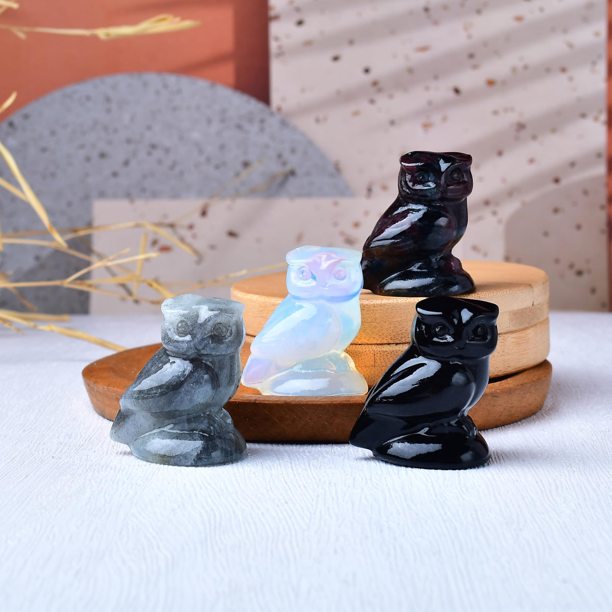 WUYOUSHI Obsidian Crystal Owl Figurine Hand Carved Lucky Stone Statue for Healing Home Office Decor Spiritual Gift for Women Men