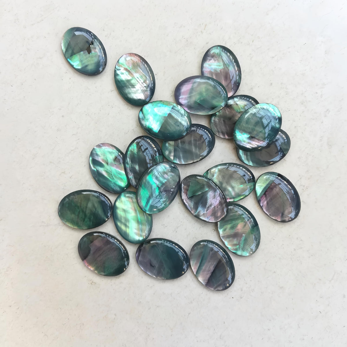 Bacatgem 7 Pcs Grey Shell Oval Cabochons Flatback Crystal Stone Gemstones Beads for Jewelry Making DIY,18x13mm
