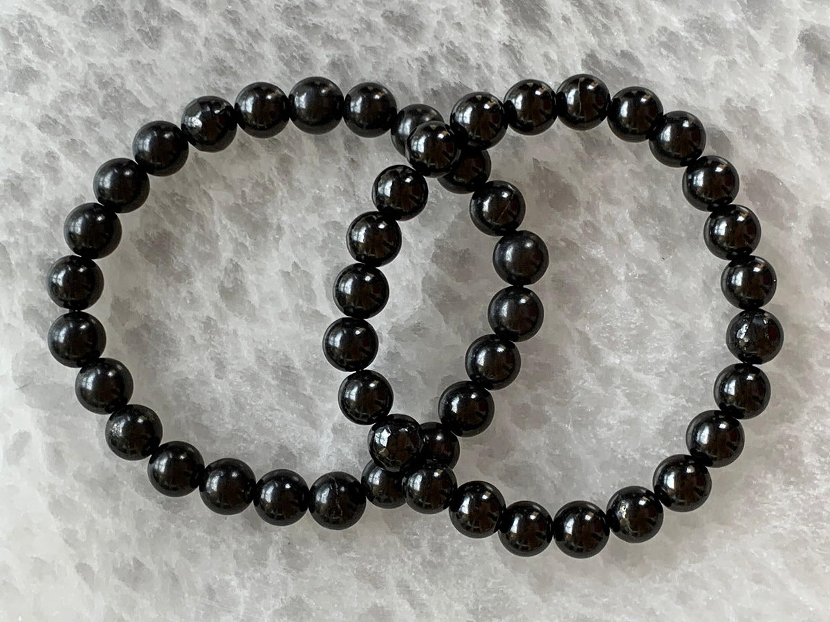 GAF TREASURES Shungite Crystal Bead Bracelet 8mm, Genuine Shungite Stretch Gemstone Bracelet, Healing Crystal Bracelet, Gift for Men & Women (1)