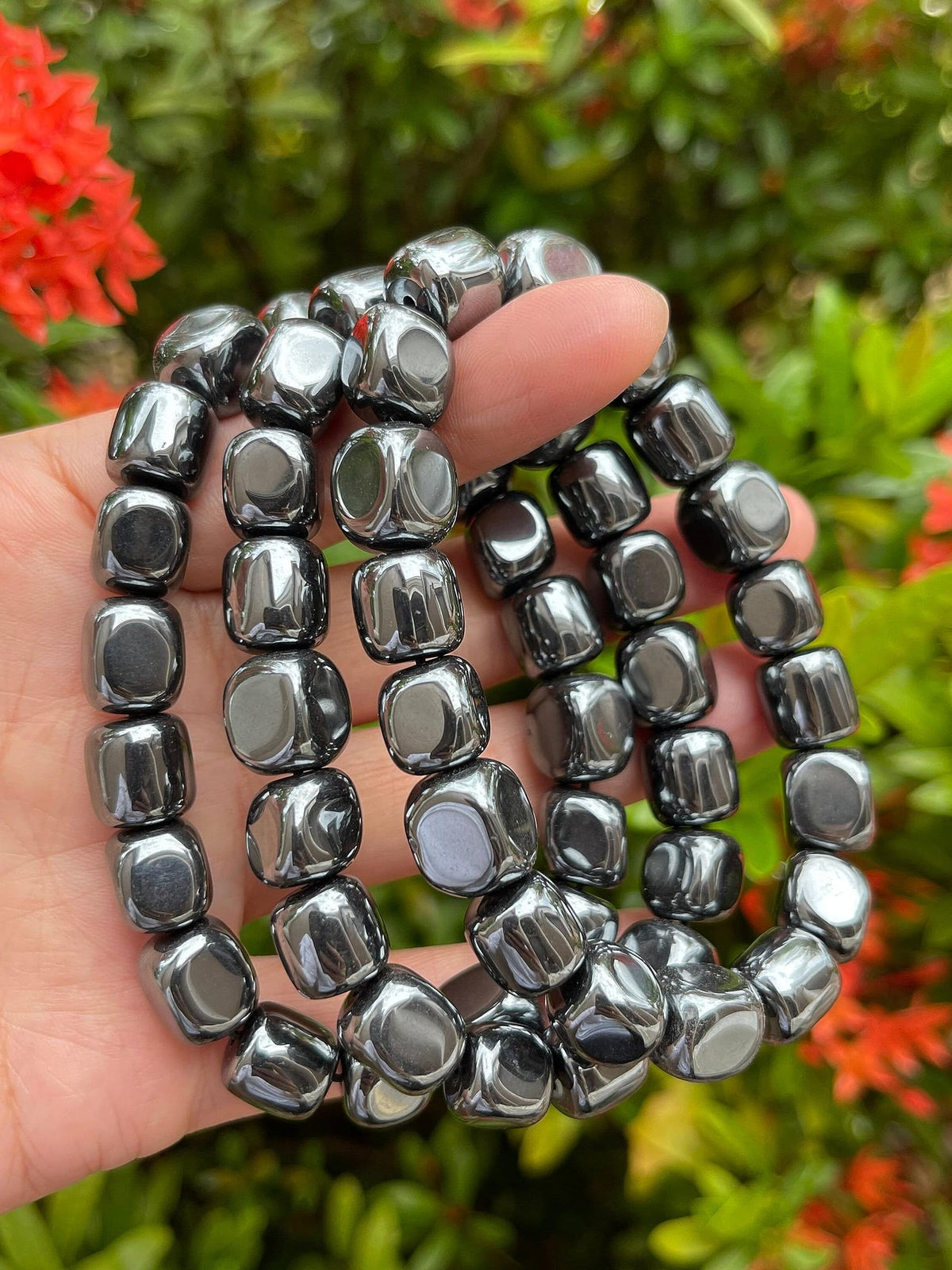 GAF TREASURES Hematite Crystal Nugget Bracelet, Genuine Hematite Tumbled Gemstone Bracelet, Healing Crystal Bracelet, Gift for Men & Women (1)