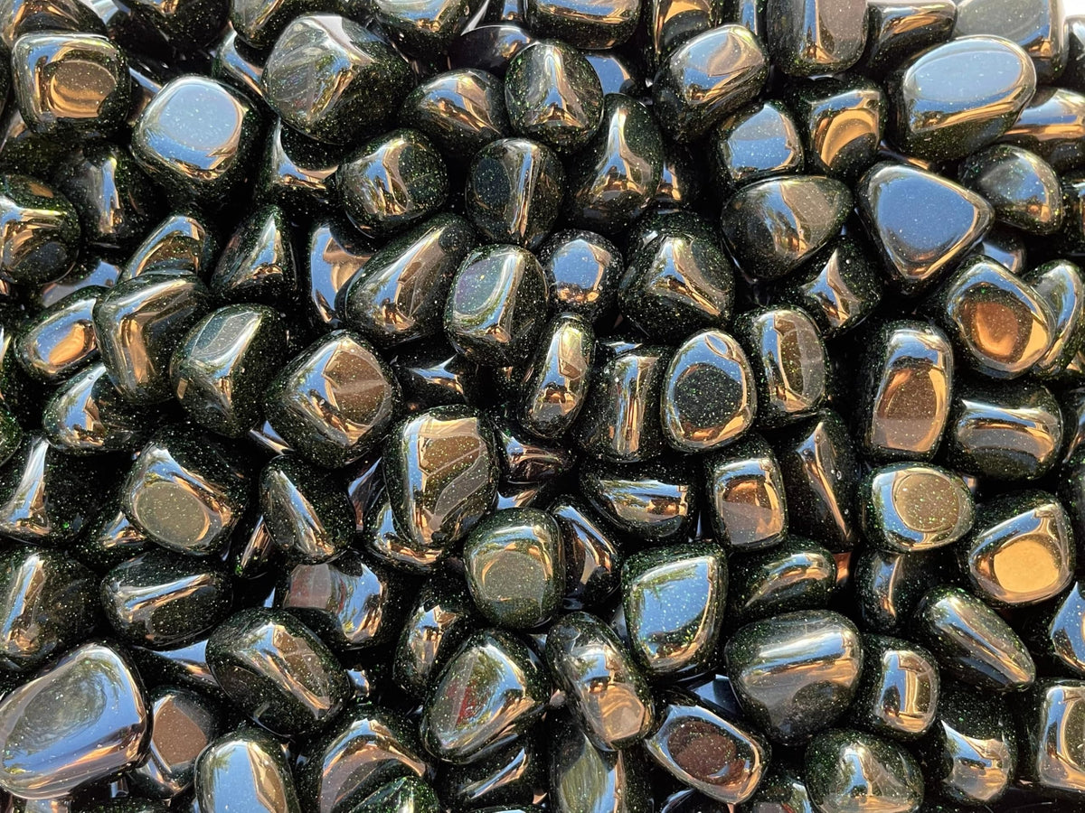 GAF TREASURES 5 Pcs Green Goldstone Tumbled Stones, Polished Green Goldstone Gemstone, Green Goldstone Healing Crystals (Green Goldstone)