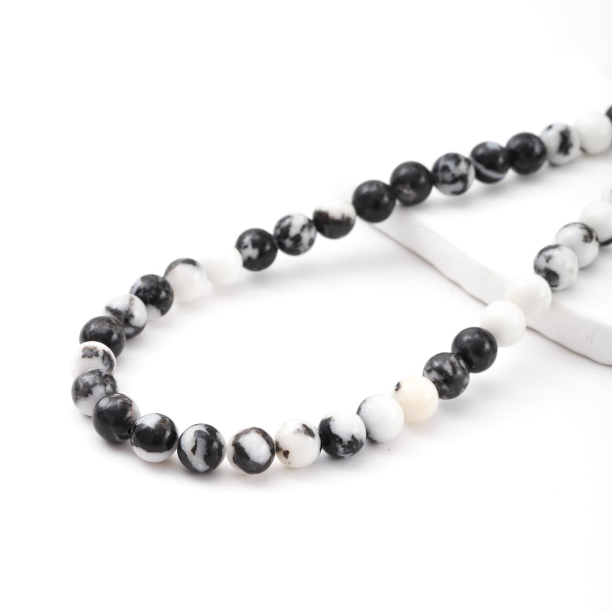 10mm 38pcs DIY Natural Black White Zebra Stone Beads Round Healing Crystal Gemstone Loose Beads for Jewelry Making Handmade Bracelet Necklace