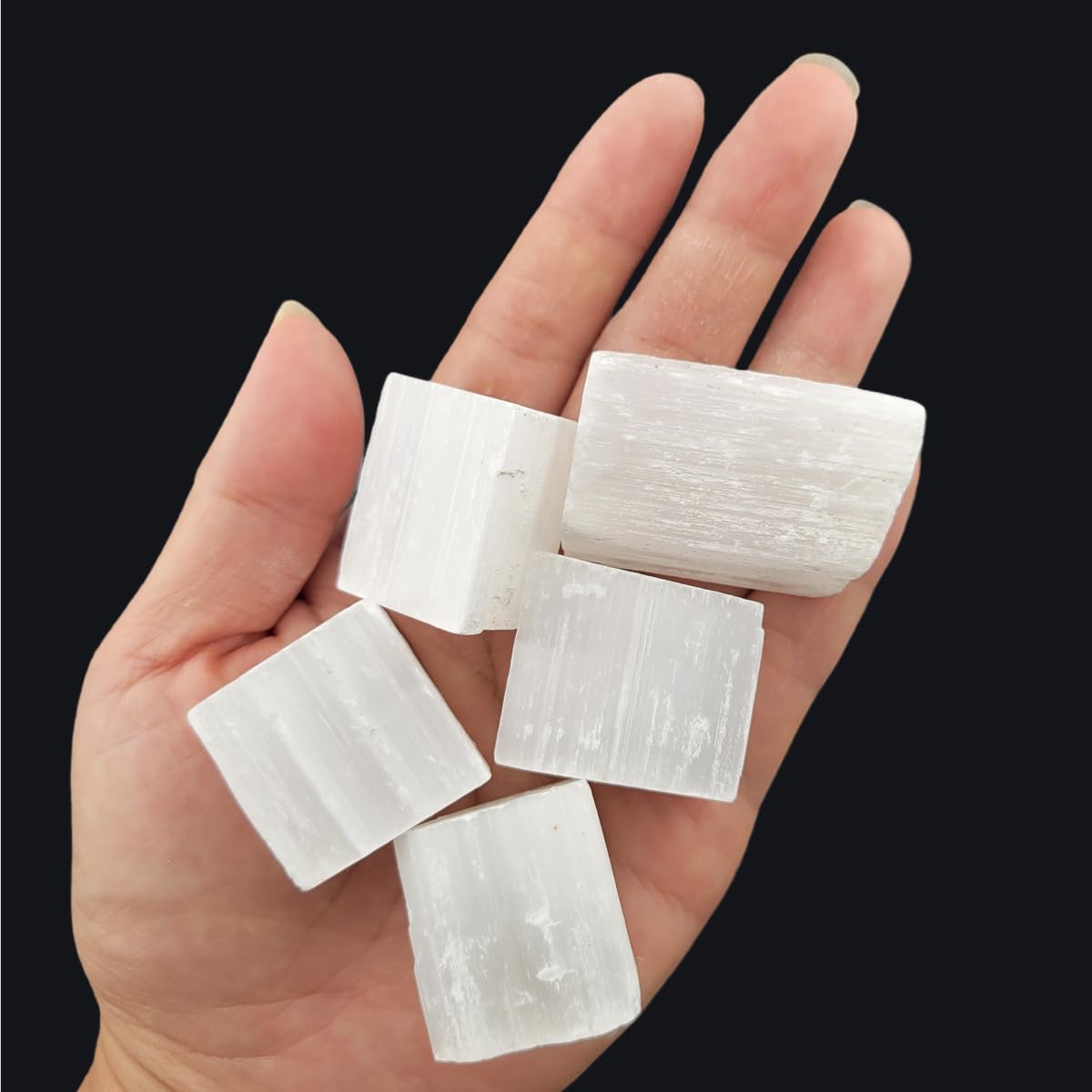 3-5Pcs Selentite Natural Raw Crystals Rough Stones Rocks for Tumbling Polishing Cabbing Gemstones Crystals and Healing Stones for Wicca Reiki,Fountian Rocks for Decorations (Selentite)