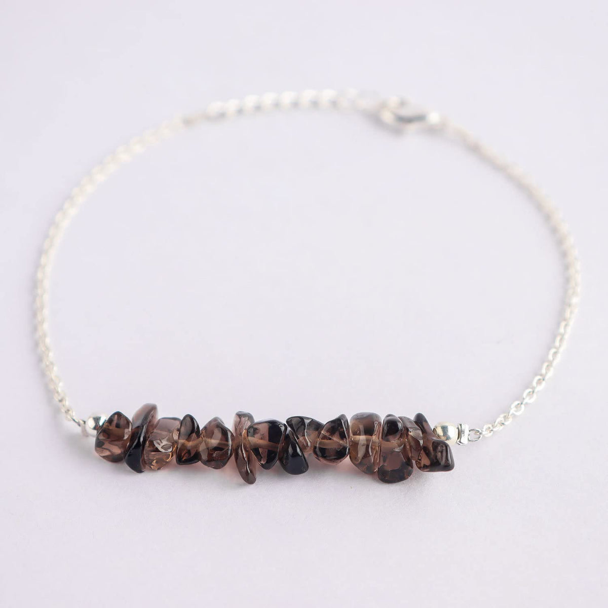 Gemimpression Handmade Smoky Quartz Chips Bar Bracelet – Natural Energy Healing Crystals – Silver Plated Adjustable 8 Inch Chain – Christmas Gift