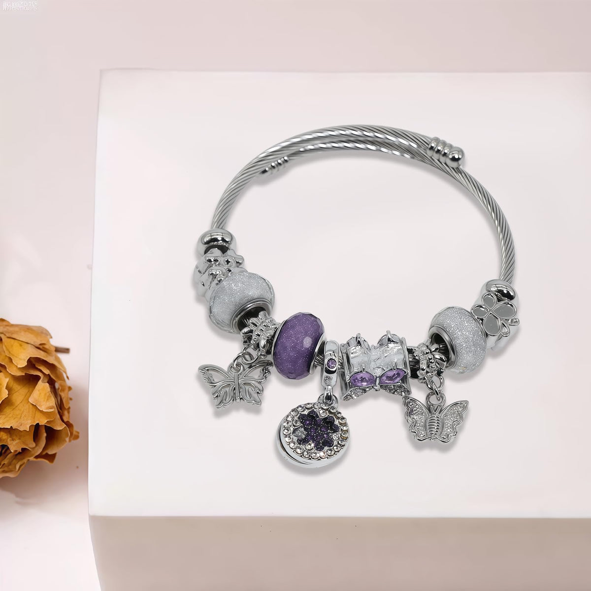 QMWKVNC Charm Bracelets for Womens,Exquisite Cute Cartoon Friendship Silver Bracelets Stainless Steel Bangle, Womens Jewelry Suitable for Holiday Gifts and Birthday Gifts