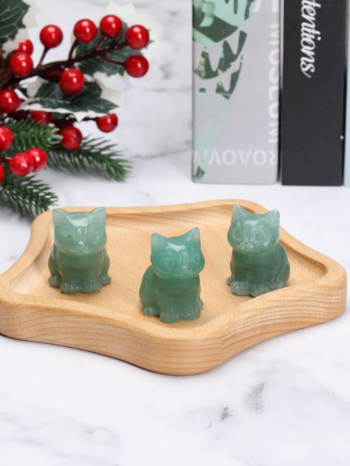 CrystalTears Green Aventurine Crystal Cat Figurine Carved Healing Crystal Gemstone Cat Lucky Cute Stone Cat Statue for Home Office Desk Meditation Decor Crystal Gifts for Women Men Cat Lover Christmas