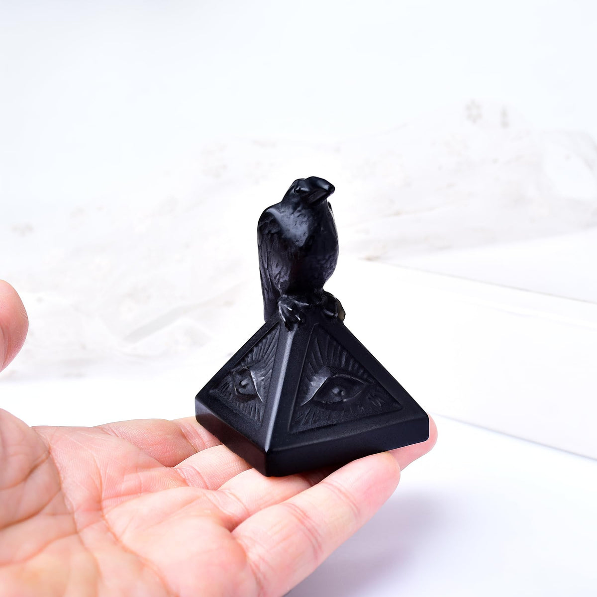 DZJXBZhu Natural Obsidian Creative Raven Figurines Halloween Skull Sculpture Statue Shelf Mantel Display Spooky Home Decorations Tiered Tray Decor Coffee Table Centerpieces Gift Collection