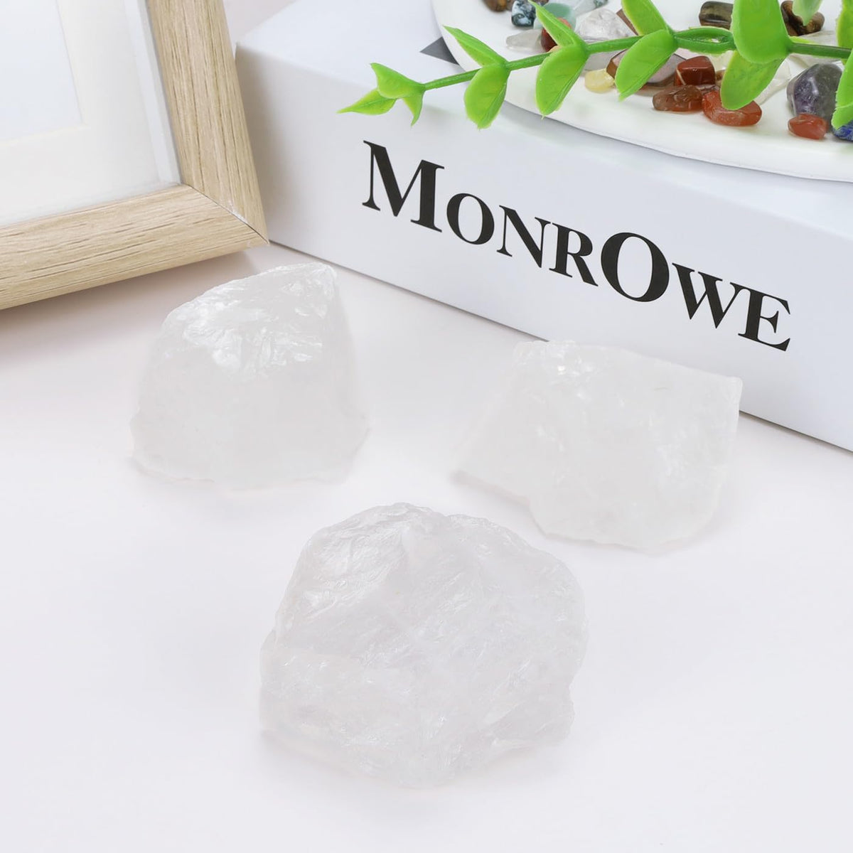 XIANNVXI Clear Quartz 1.8-2.2" Large Raw Crystals and Healing Stones Natural Rough Crystal Rocks for Decor Gifts Tumbling Cabbing Polishing Fountain Rocks 1PCS