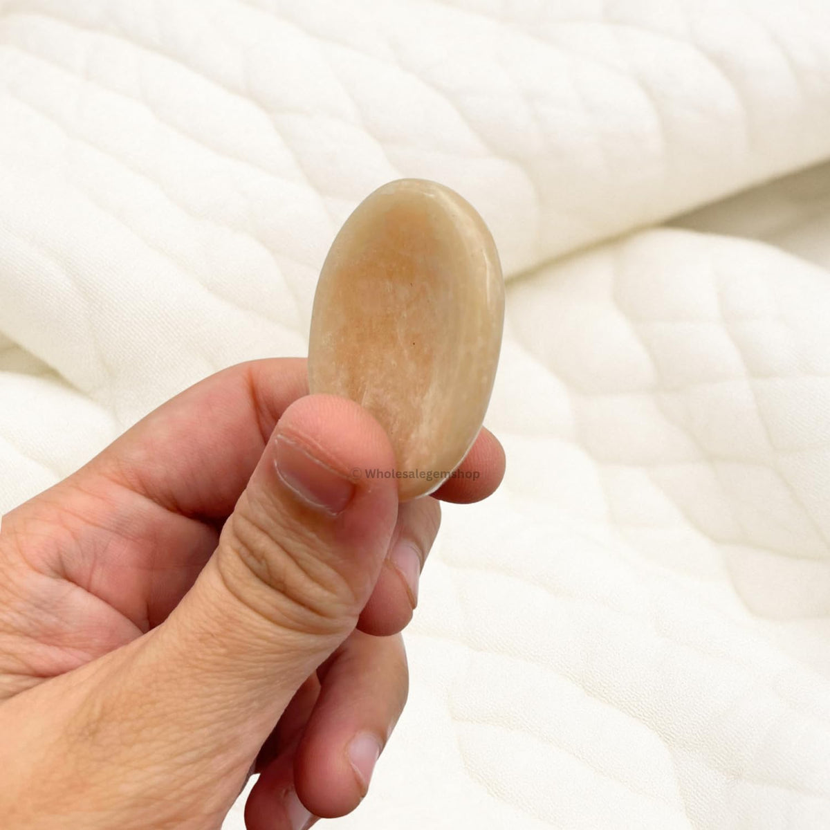 Cream MoonstoneThumb Worry Stones Metaphysical Gemstone Crystal Healing Reiki Men Women Gift FENG Shui Positive Energy Love Wellness Palm Stones Wicca Powerful