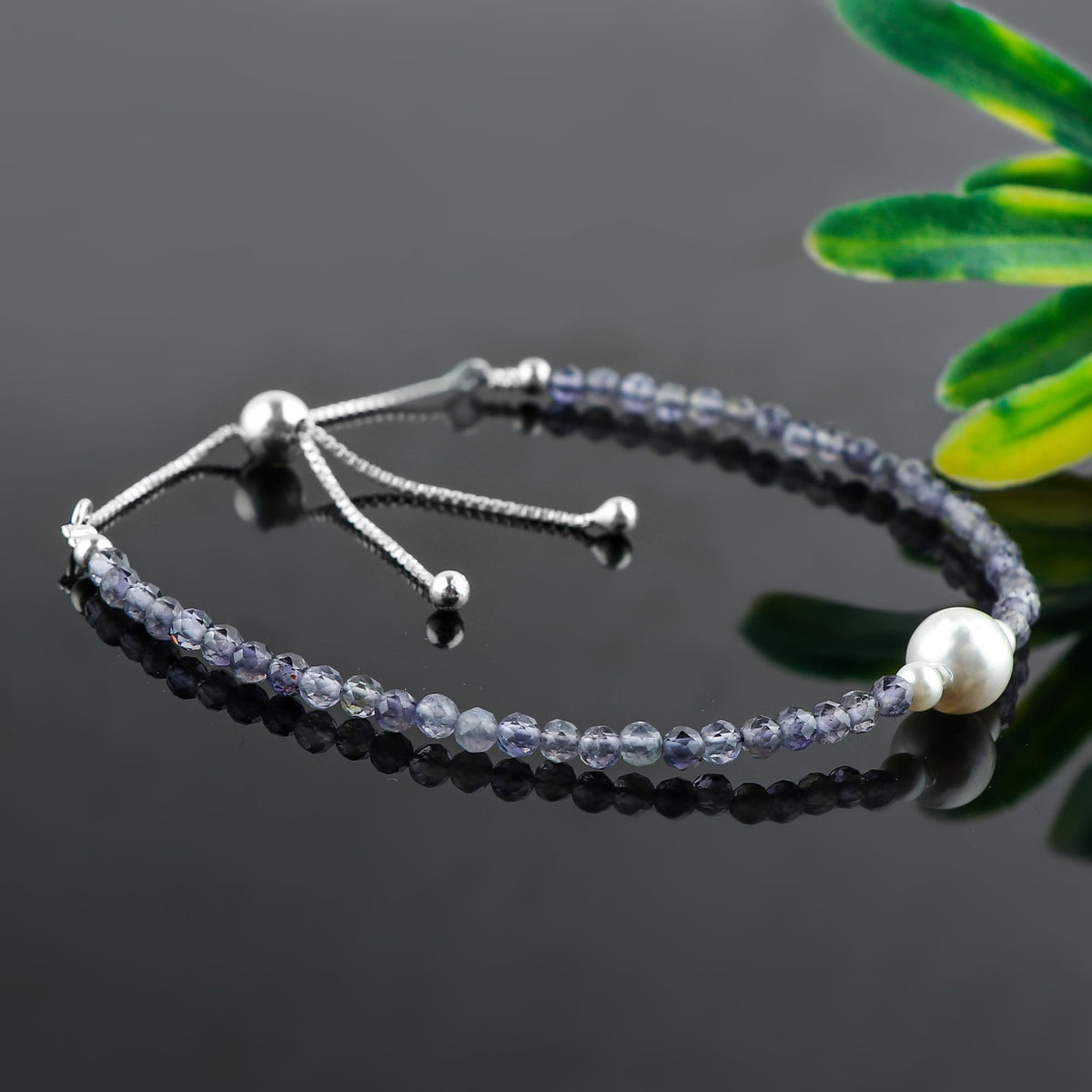 CRYSTALINES Natural Blue Iolite Gemstone Bolo Bracelet, Cultured Pearl Beads Stones, Handmade Hypoallergenic Boho Jewelry for Women, Healing Crystals, Adjustable Silver Plated 6+4inch, Birthday Gift