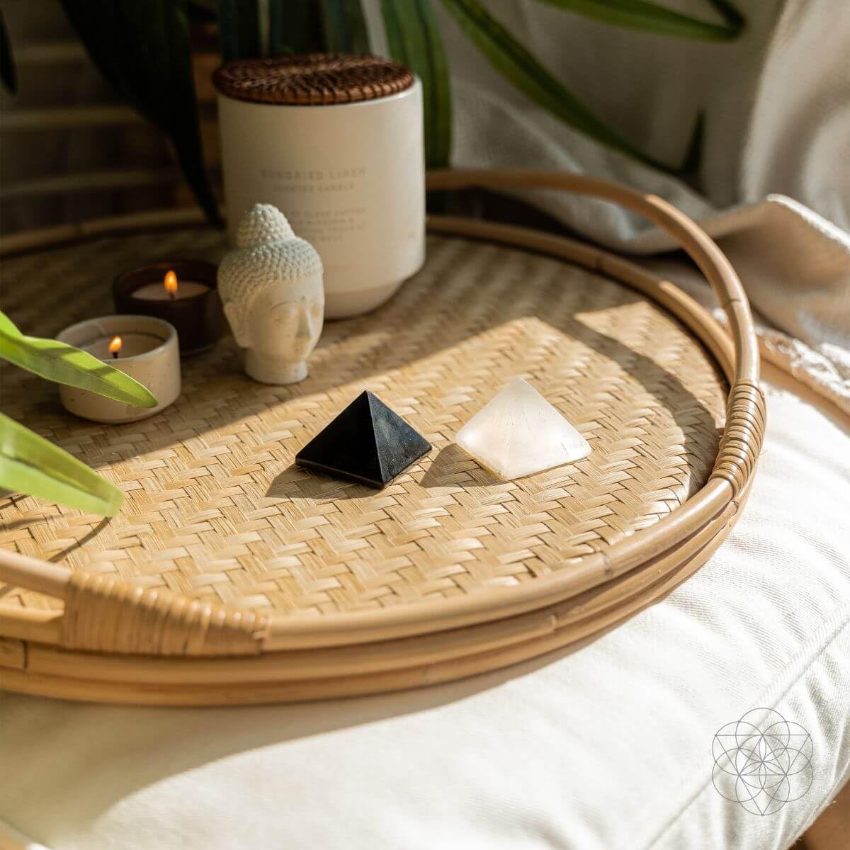Conscious Items Shungite Pyramid, Anti-Negativity Healing Crystal Pyramids, Genuine Crystals for Balance, Calm & Positive Spaces, Healing Stone Gifts for Women & Men
