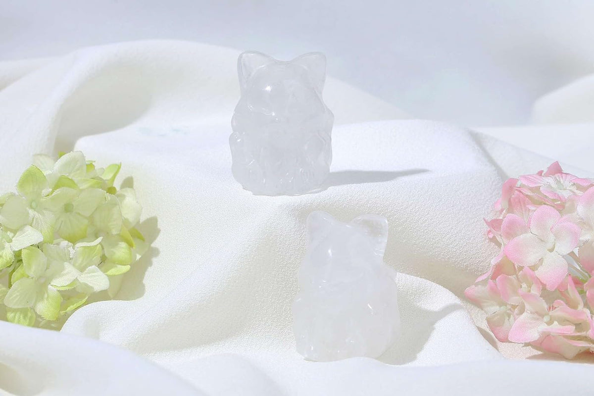 LAIDANLA 2" Clear Quartz Fox Figurine Healing Crystals Fox Statue Hand Carved Natural Gemstone Polished Reiki Spiritual Pocket Animal Sculpture Home Office Room Desk Decor