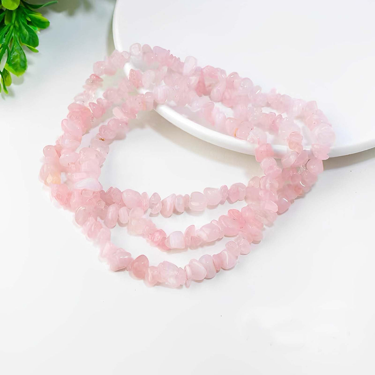 200pcs Natural Chip Stone Beads Gemstone Healing Crystal Loose Rocks Bead Irregular Glass Seed Charm Beads Drilled DIY for Jewelry Bracelet Necklace Earrings Making Crafting Supplies (Pinky, 5-8mm)