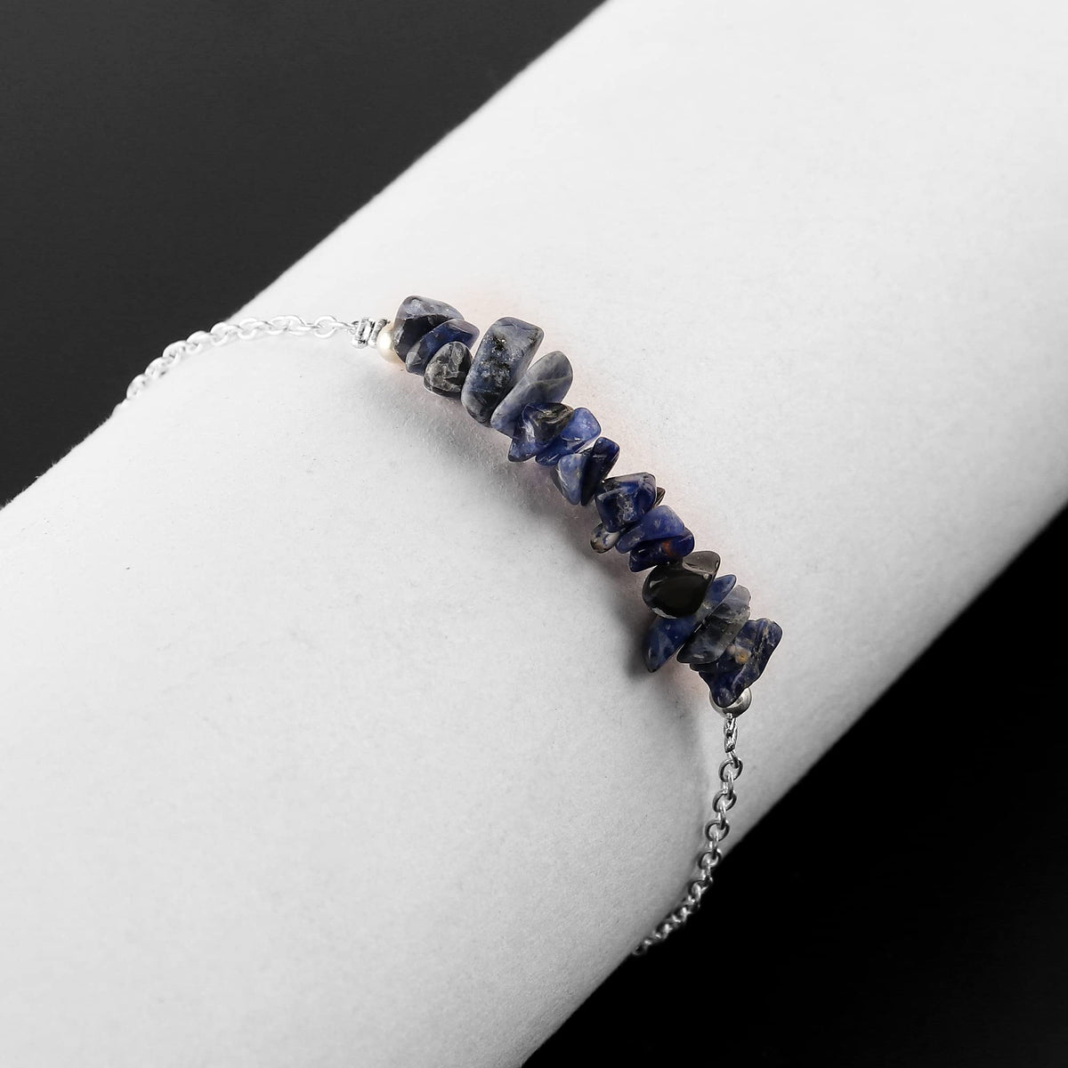 Gemimpression Handmade Bar Bracelet – Natural Sodalite Chip Nuggets – Energy Healing & Clarity – Silver Plated Adjustable Chain – Boho Chic – 8 Inch Adjustable – Christmas Gift