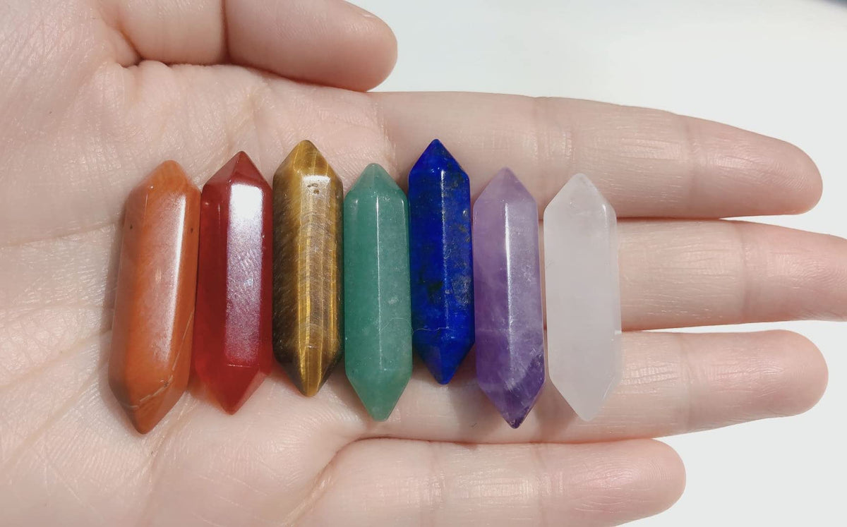 Healing Crystals Stones Sets 7 Chakra Natural Clear Quartz Amethyst Green Aventurine Tiger Eye Carnelian Red Stone Reiki Gemstones Points Energy Balancing Meditation Therapy