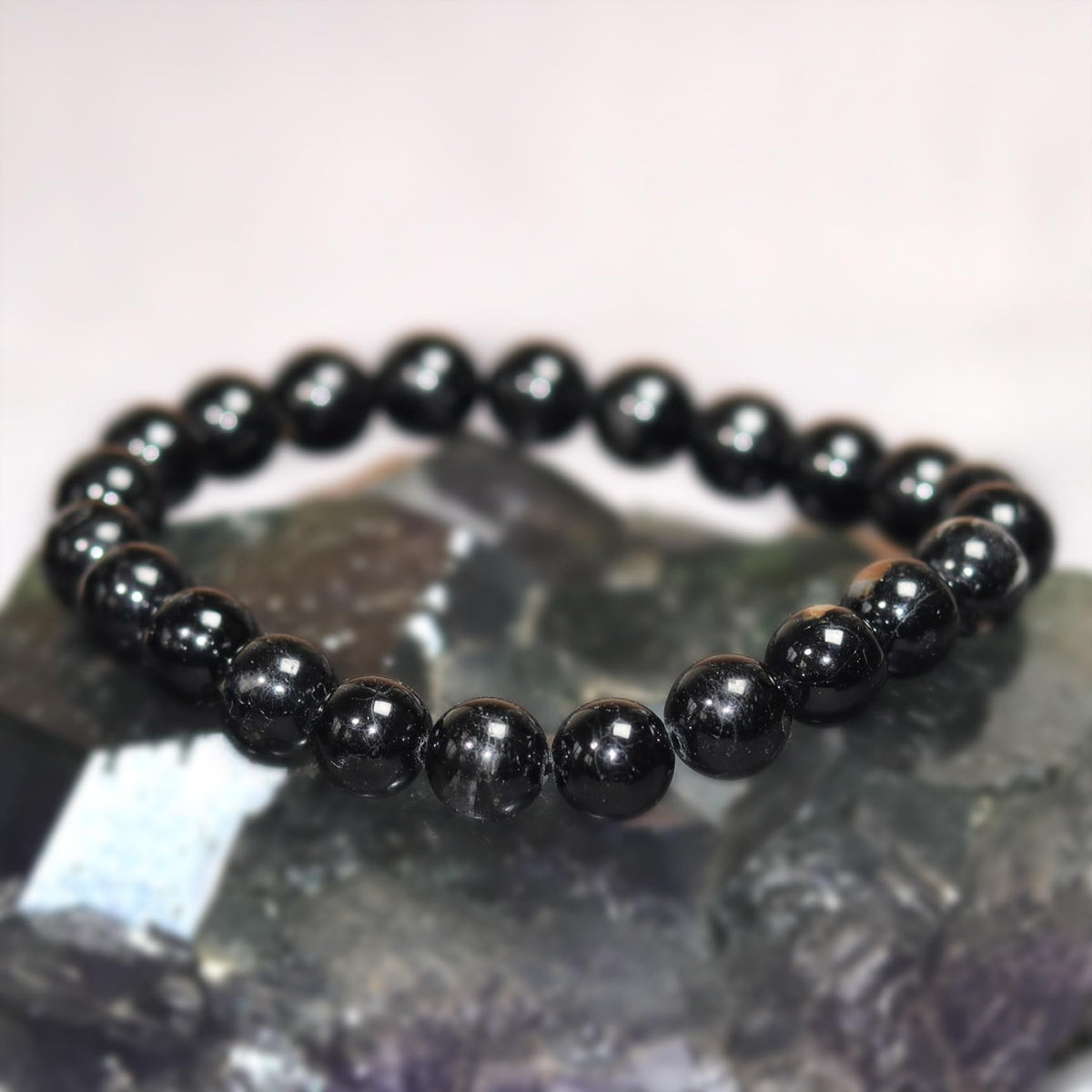 DAZCOLO 8mm Natural Gemstone Stretch Bracelet, Handmade Unisex Crystal Bracelets for Meditation, Yoga, Spiritual Healing & Positive Energy (Black Tourmaline)