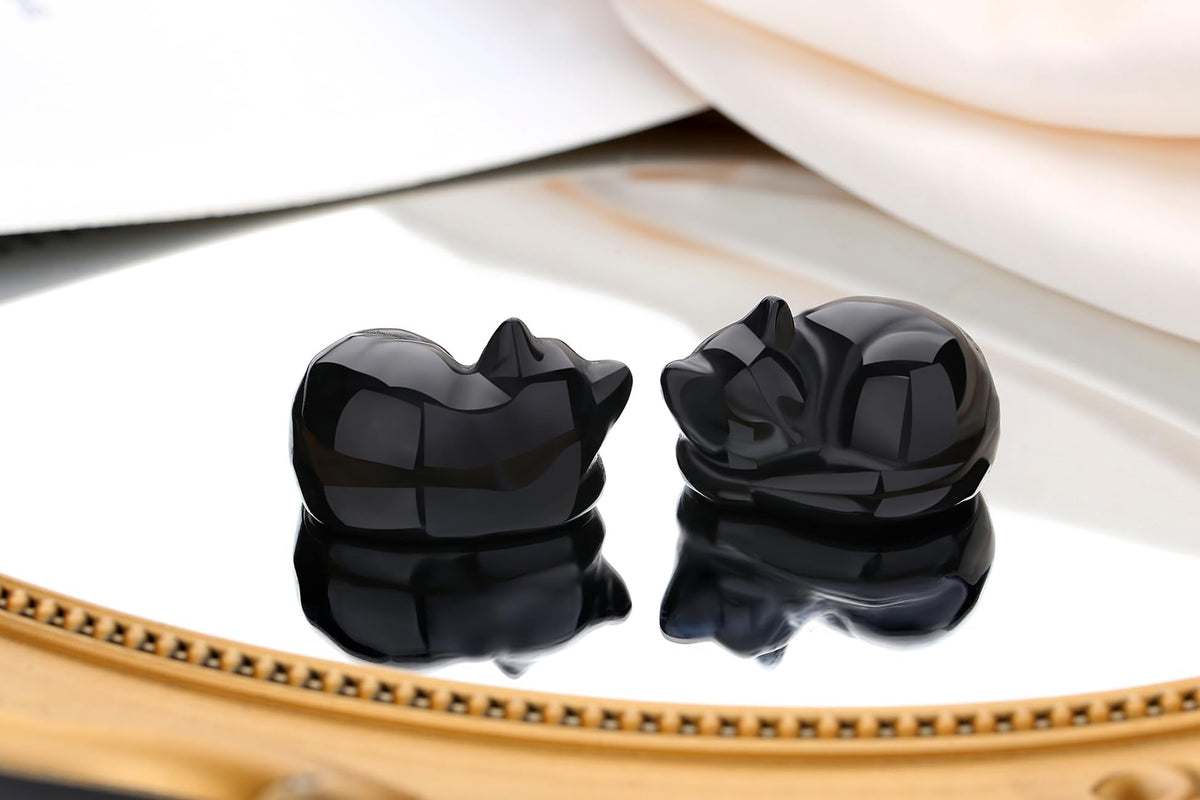 QINJIEJIE Black Obsidian Cat Decor Crystals and Healing Stones Figurine Sleeping Cats Stone Statue Gift Carved Gemstones Sculpture Office Home Desk Kitten Cute Cat Decor for Men Stocking Stuffers