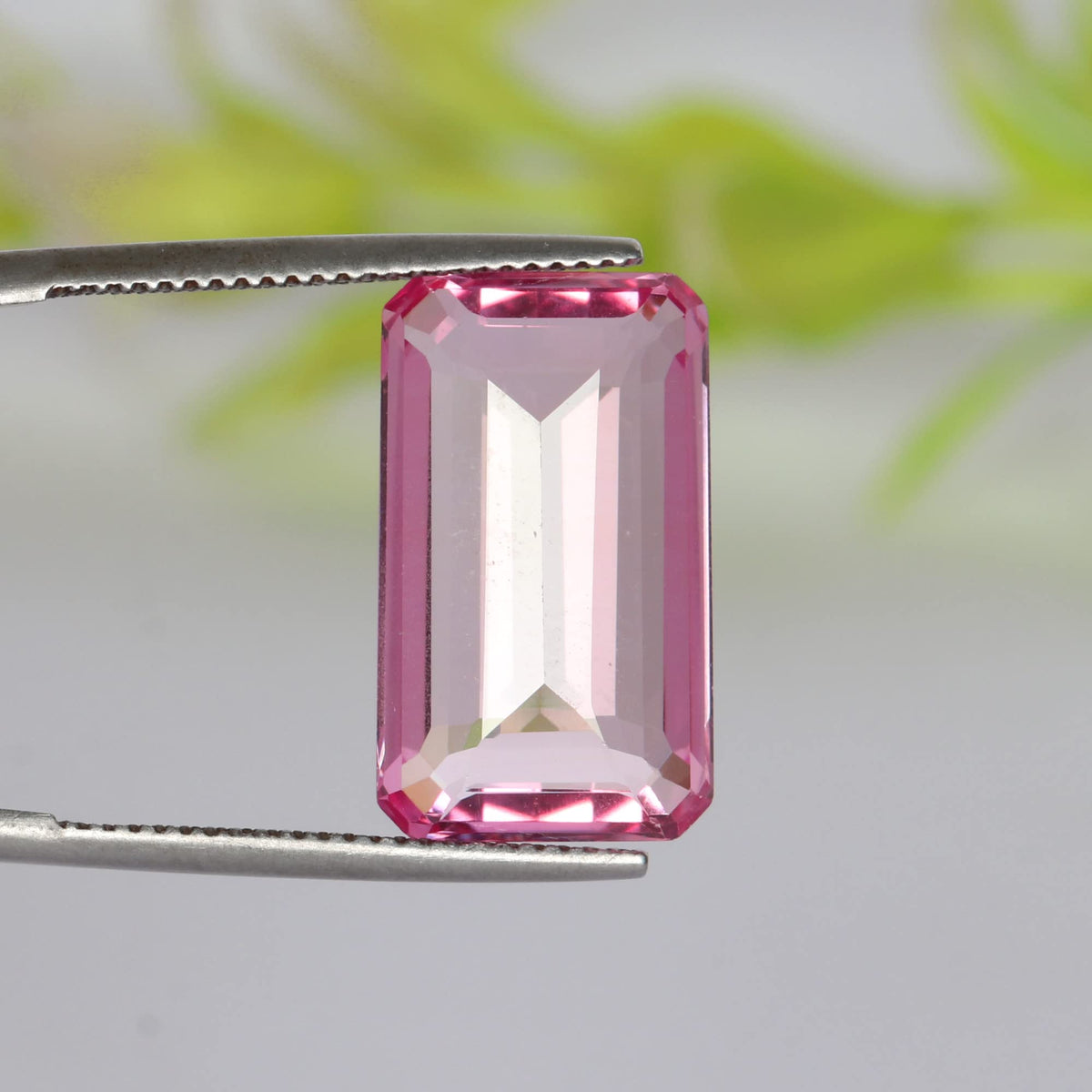 REAL-GEMS - 14. Carat Pink Kunzite Emerald Cut Loose Gemstone for Thanks Giving