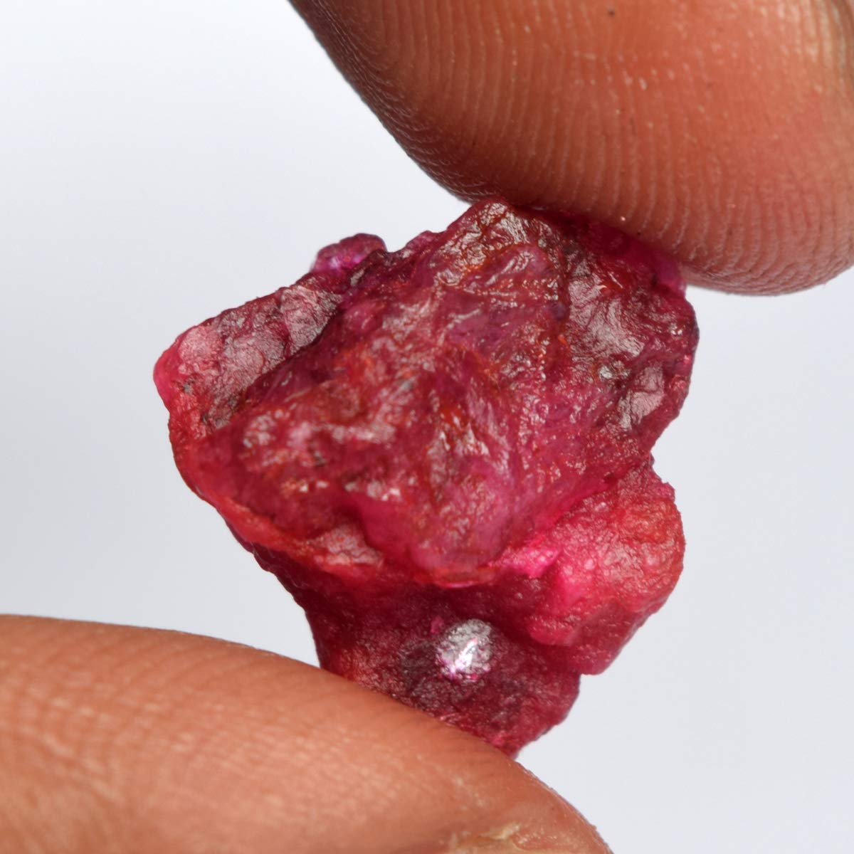 GEMHUB Gemstone Red Ruby 9.00 Carat Rough Stone Healing Crystal Stone Raw Uncut Ruby Gemstone Jewelry
