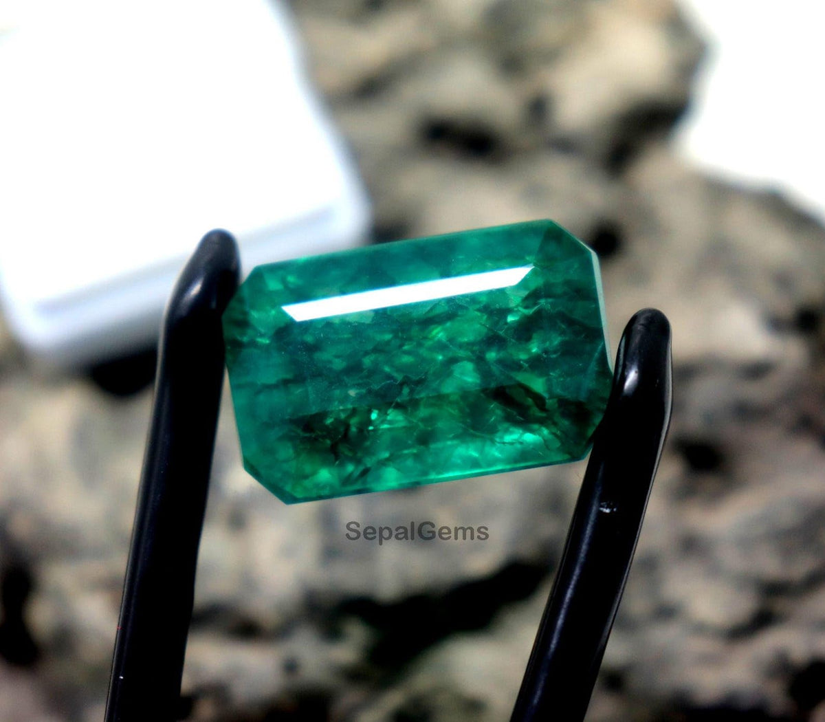 24CT Natural Green Emerald Gemstone - Emerald Cut Certified Loose Stone - Unheated, Untreated Natural Gems for Pendants, Engagement Rings, and Fine Jewelry Designs