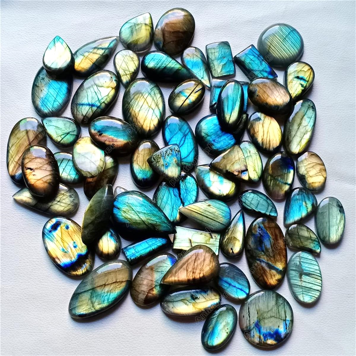 Anlingem 10Pcs Natural Labradorite Crystal Pendant Polished Stone Healing Palm Irregular Stones Rainbow Healing Meditation Birthday Gifts AL-10PCKIT