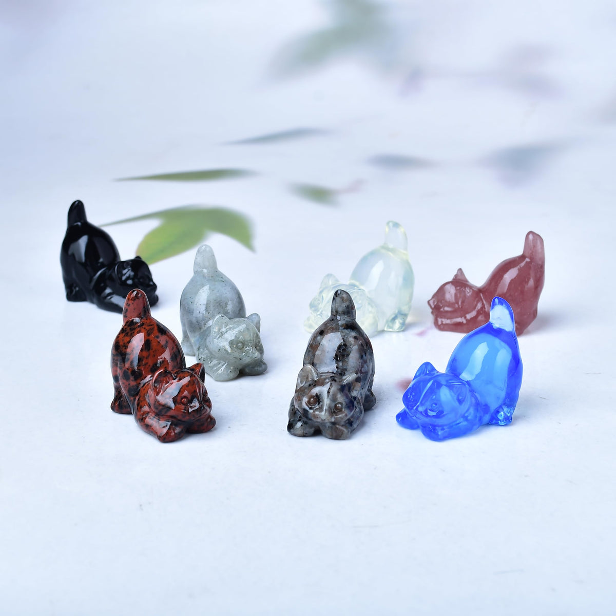 DZJXBZhu Obsidian Cat Crystal Statue Healing Crystal Reiki Meditation Pocket Gem Guardian Sculpture Home Study Table Desk Decor Collection Gift for Loved Ones