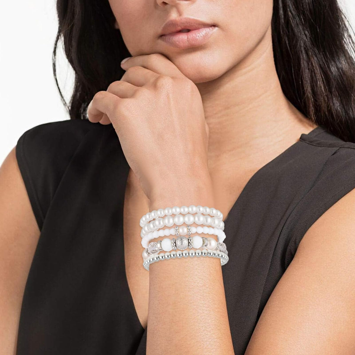 5 Pcs Beaded Stretch Bracelets White Stackable Bracelets Crystal Bead Bracelet Boho Beaded Bracelets Stretch Layering Crystal Stone Beaded Bracelets Trendy Costume Jewelry Gifts for Women
