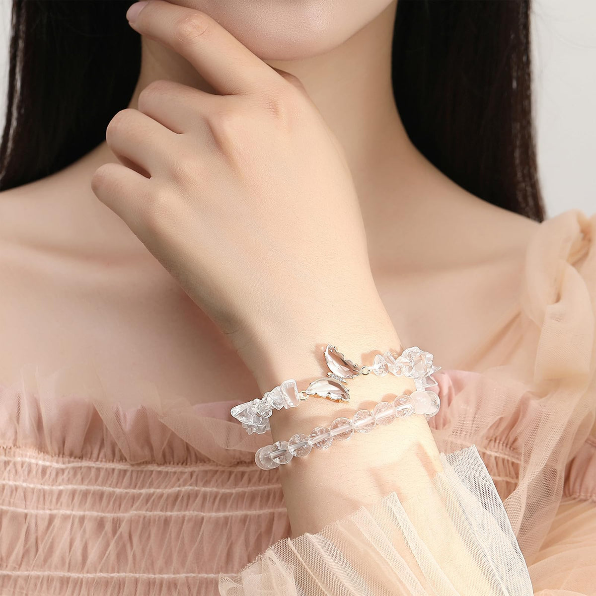 DUQGUHO 2Pcs Clear Quartz Bracelets for Women Butterfly Bracelets for Women White Crystal Bracelets Gemstone Bead Jewelry Cute Butterfly Charm Bracelet 8mm Crystal Beaded Jewelry Gifts for Women