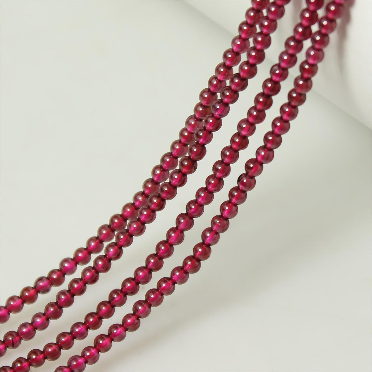 MJDCB 320pcs Natural Small Stone Beads 2mm Red Garnet Round Smooth Loose Gemstone Bead for Jewelry Making Bracelets Earrings Necklaces Accessories
