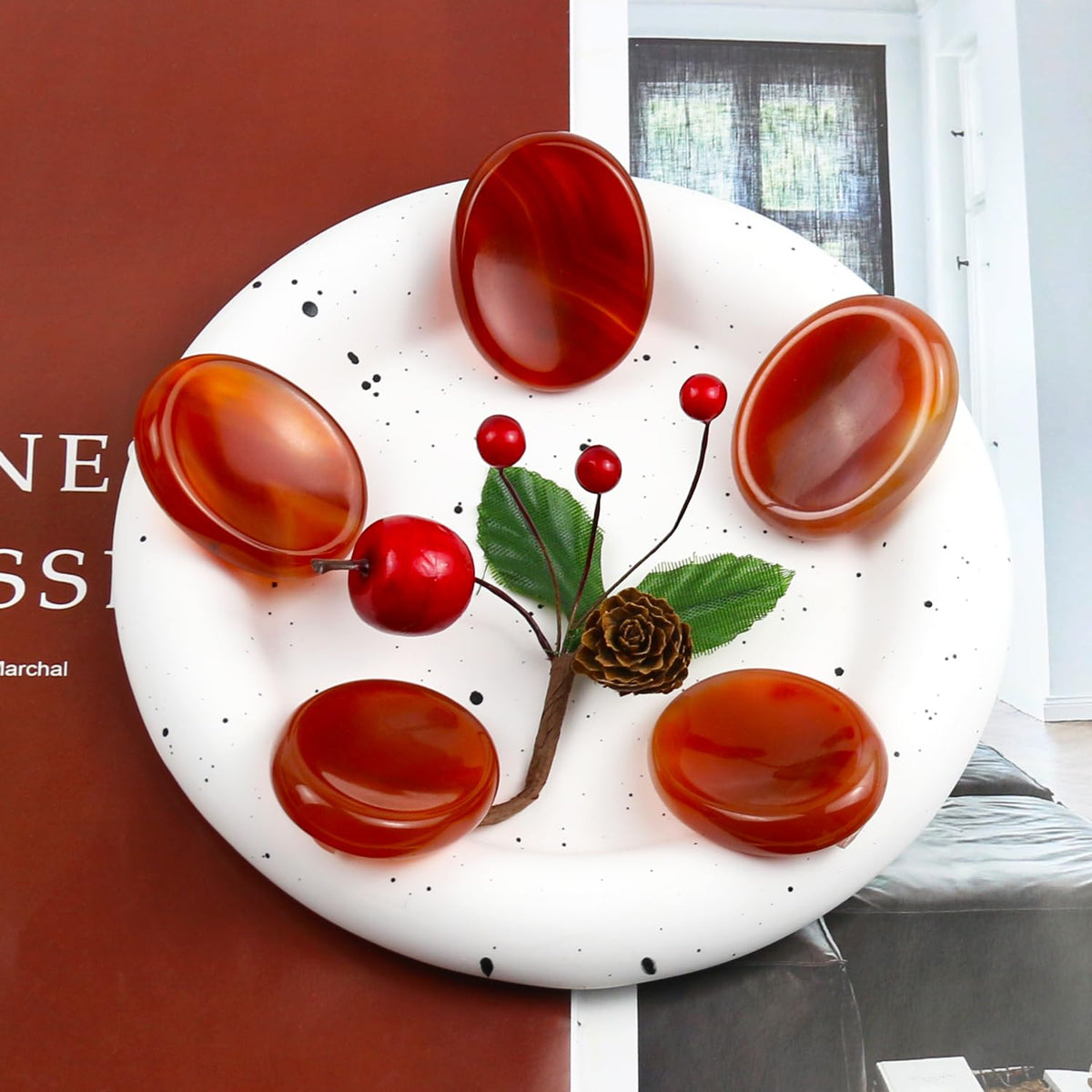 Nvzi Worry Stones Carnelian Crystal, Chakra Crystals and Healing Stones, Oval Palm Stone, Thumb Stone, Crystals for Beginners, Spiritual Gifts for Women, Meditation Accessories (1PCS)