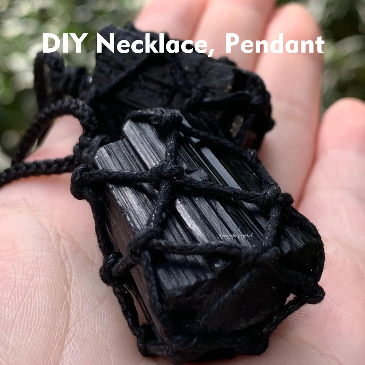 Apengshi 2PCS Natural Raw Black Tourmaline Crystal Healing Protect Your Energy Rough Black Tourmaline Crystal for Meditation Chakra Balance Tumbling Polishing Fountain Garden Decor