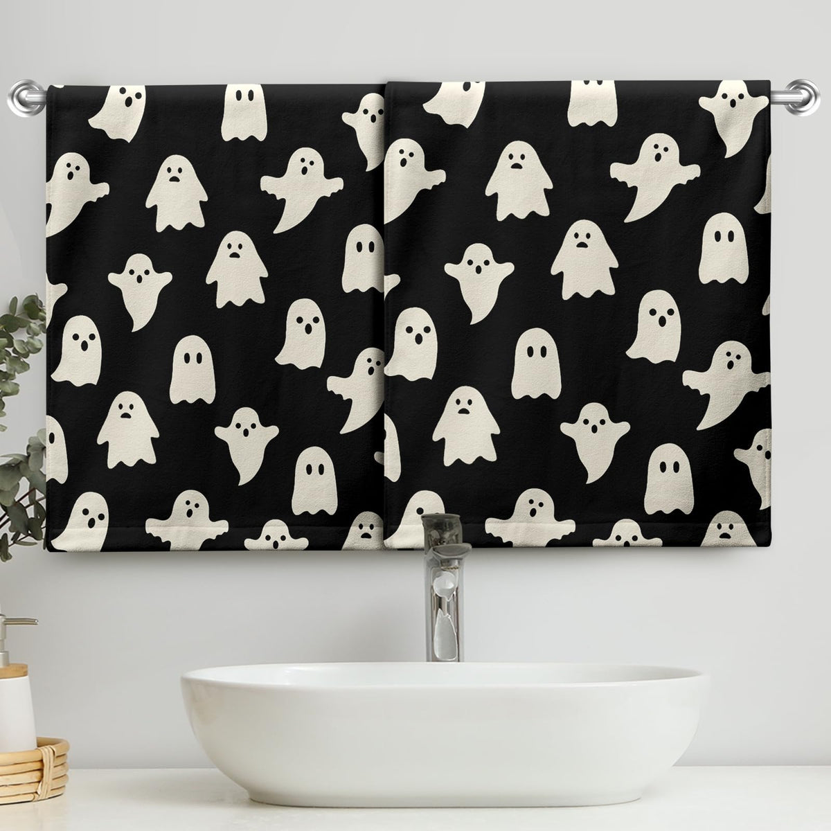 Cneztholim Halloween Spooky Bathroom Hand Towels Cute White Black Dish Towel Scary Halloween Kitchen Towels Soft Absorbent Towel Set for Home Farmhouse Gym Decor