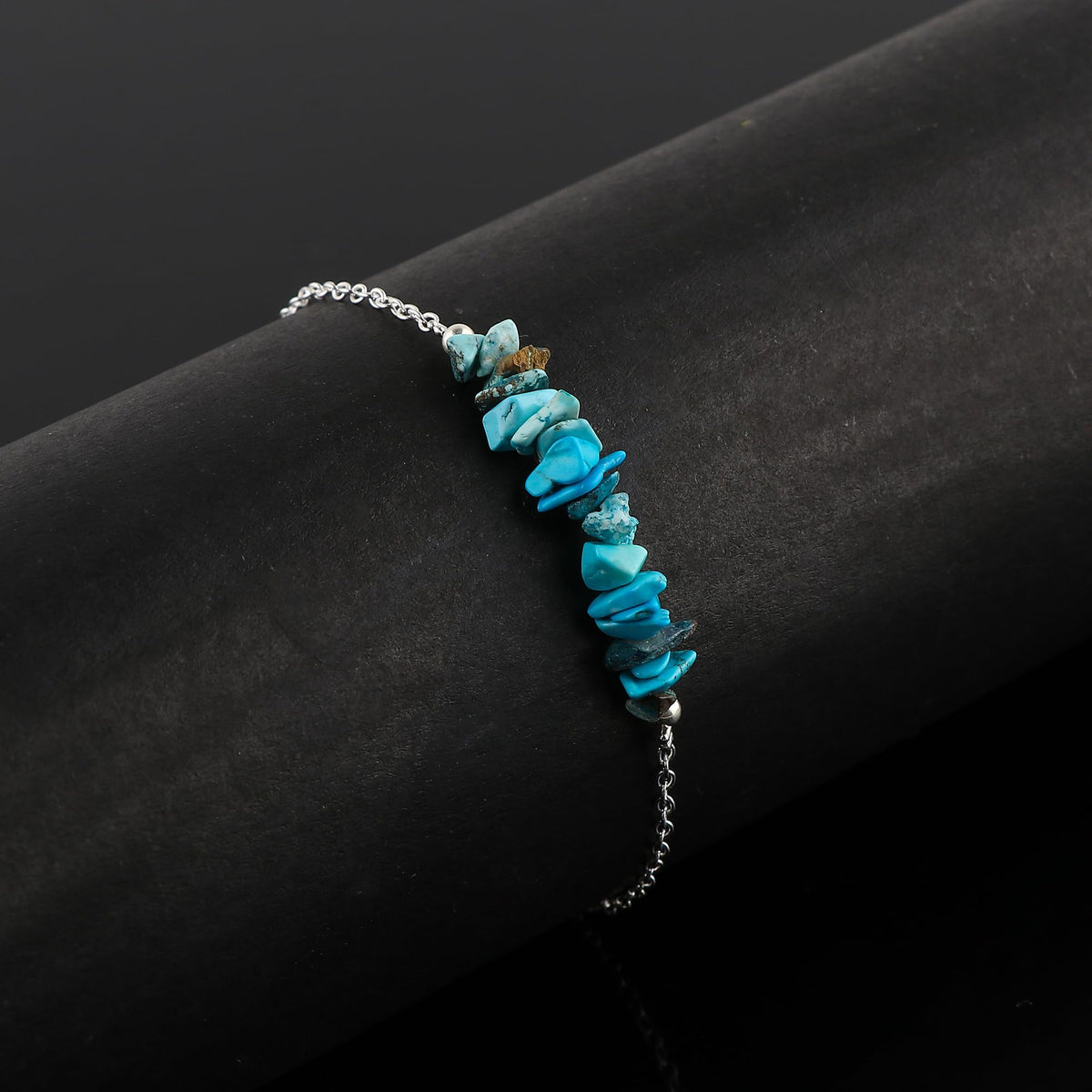 Gemimpression Handmade Turquoise Chips Bar Bracelet – Natural Energy Healing Crystals – Silver Plated Adjustable 8 Inch Chain – Christmas Gift
