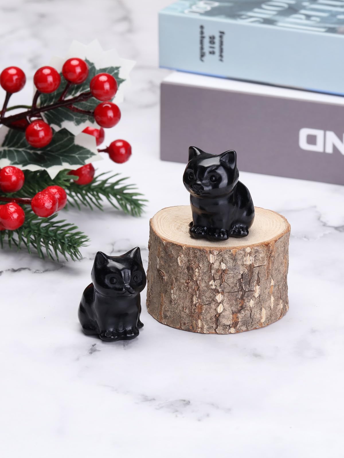 CrystalTears Black Obsidian Crystal Cat Figurine Carved Healing Crystal Gemstone Cat Lucky Cute Stone Cat Statue for Home Office Desk Meditation Decor Gifts for Women Men Cats Lover Christmas