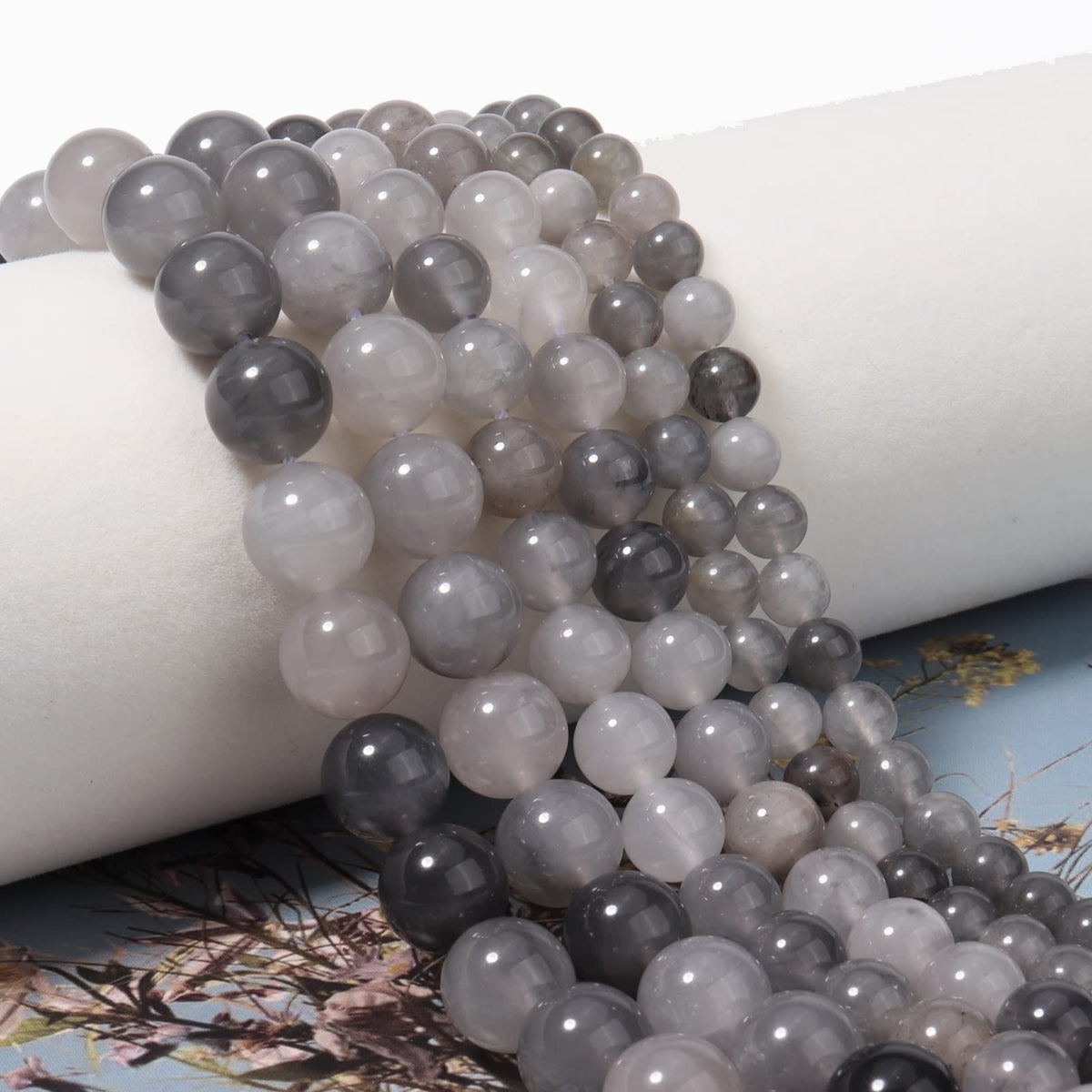 60pcs 6mm Natural Cloudy Quartz Crystal Gemstone Beads Energy Healing Crystal Round Loose Stone Beads for Jewelry Making, DIY Bracelets Necklaces