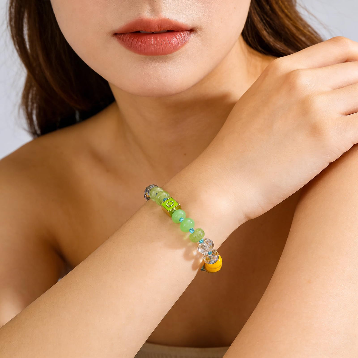 SLYAIH Colorful Beaded Initial Bracelets for Women Boho Crystal Beaded Elastic Stretch Bracelet A-Z Letter Bracelet Handmade Jewelry Gifts for Women