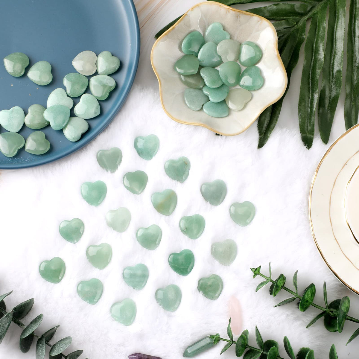 Gerrii 50 Pcs Heart Healing Stone Bulk Quartz Heart Inspirational Stones Gift for Women Love Pocket Polished Natural Energy Balancing Meditation 0.8 Inch(Green)