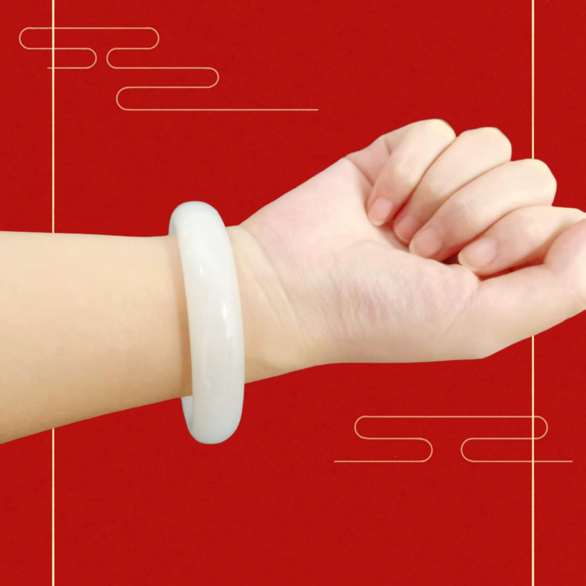 sunglnl Jade Bracelet For Women, Green Stone Bangle Natural Gradient Chinese Style Bracelets With Box Wealth Fortune Healing Protection Good Luck Jewelry Gift (White, 64mm/2.51in)