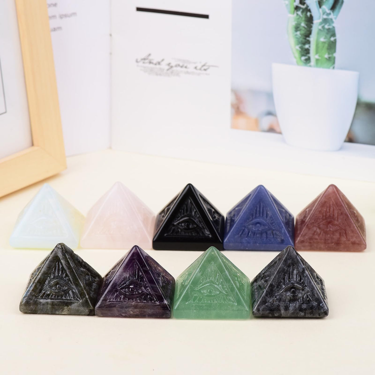 QLRSUXN Amethyst Healing Crystal Pyramid,Natural Stone Purple Pyramid for Meditation, Reiki Energy, Chakra Balancing,Energy Enhancement Great Gift for Home Decor, Office Desk, and Spiritual Practices