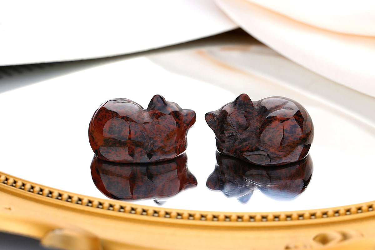 QINJIEJIE Red Obsidian Cat Crystals Decor Sleeping Cat Statue Healing Stone Decor Pocket Polished Gemstones Figurine Office Room Home Desk Decors Cute Gem Gifts for Women Men Stocking Stuffers