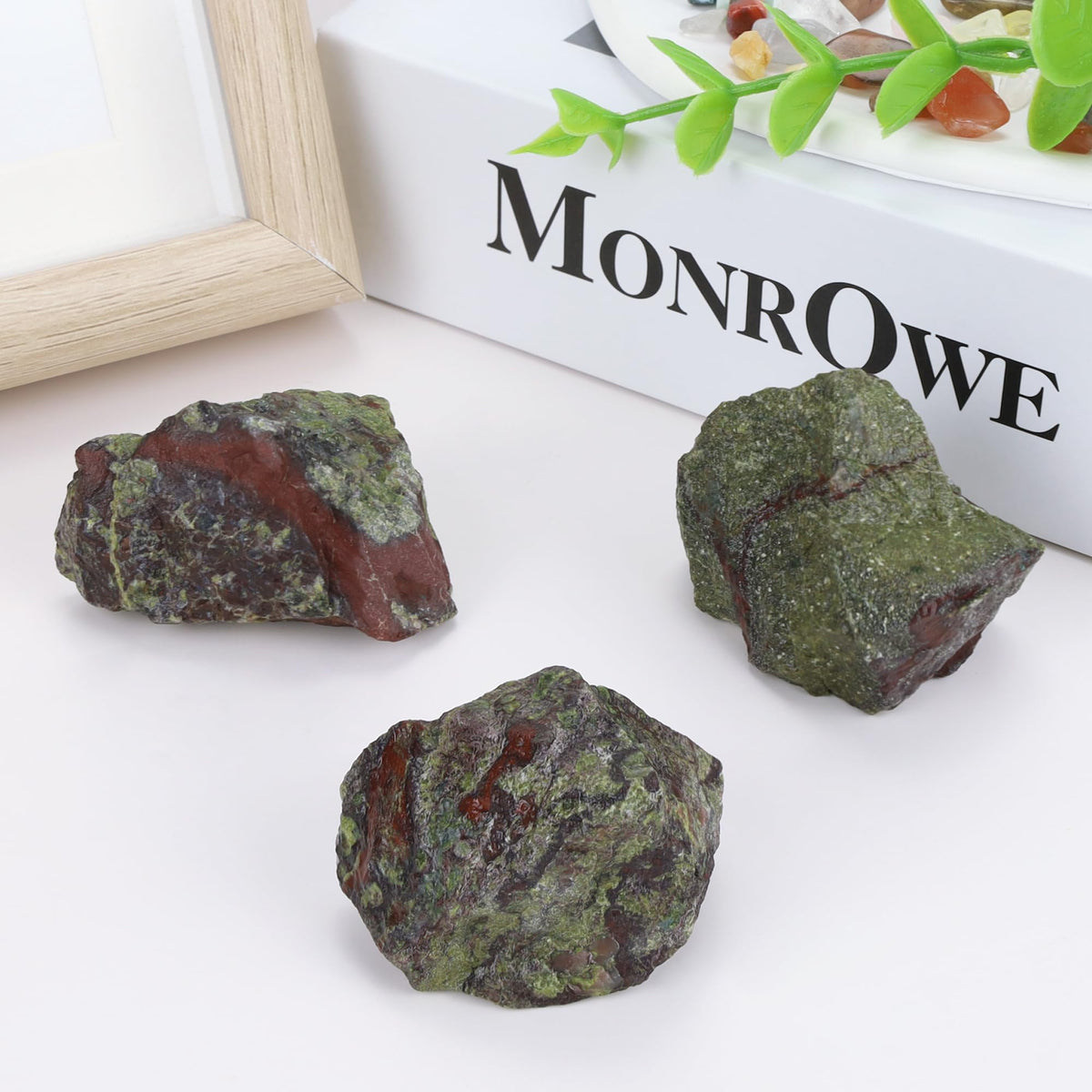 XIANNVXI Dragon Blood Stone 1.8-2.2" Large Raw Crystals and Healing Stones Natural Rough Crystal Rocks for Decor Gifts Tumbling Cabbing Polishing Fountain Rocks 1PCS