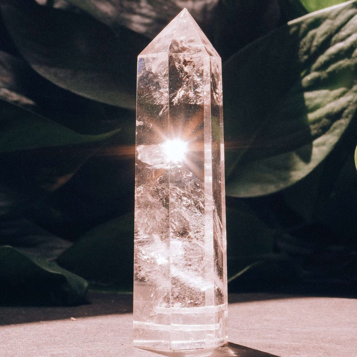LAIDANLA Clear Quartz Healing Crystals Wands 3.5-4" Polishing Natural Reiki Energy Wand Stone Hexagonal Point Large Crystal Gemstones for Meditation Therapy Crystal Grid Decoration 1Pcs